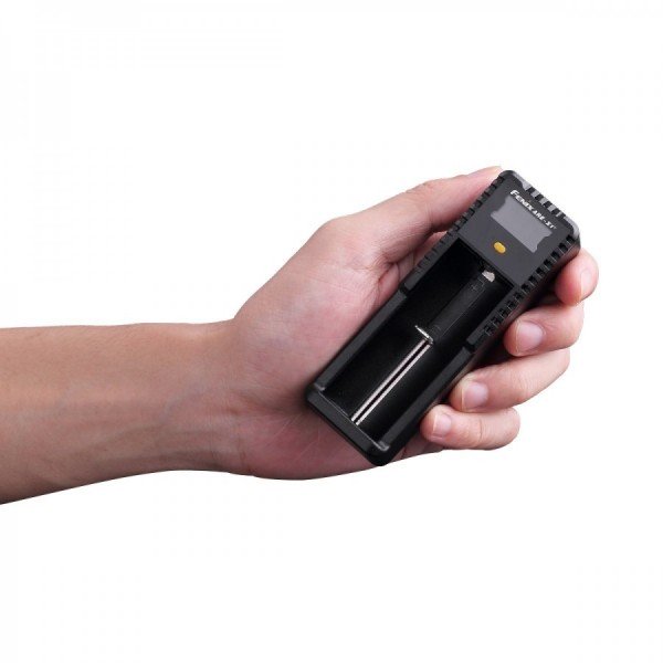 Зарядное устройство Fenix ​​ARE-X1+ (универсальное)