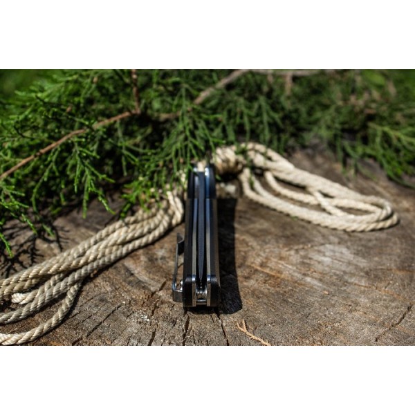 Складной нож Ruike Hussar Р121