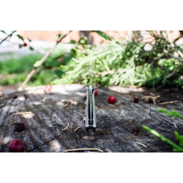 Складной нож Ruike P831-SF 