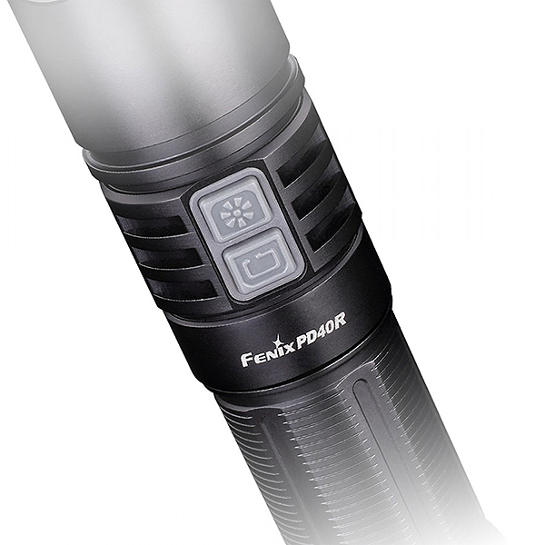 Фонарь Fenix ​​PD40R + аккумулятор и зарядка