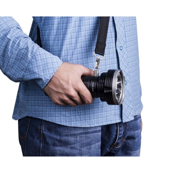 Ліхтар Fenix TK75