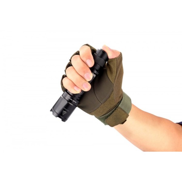 Тактический фонарь Fenix ​​TK16+аккумулятор Fenix ​​2600 mAh с USB-зарядкой в ​​подарок!